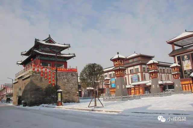 临颍老乡拍摄临颍县鼓楼雪后景色鼓楼就是这么美