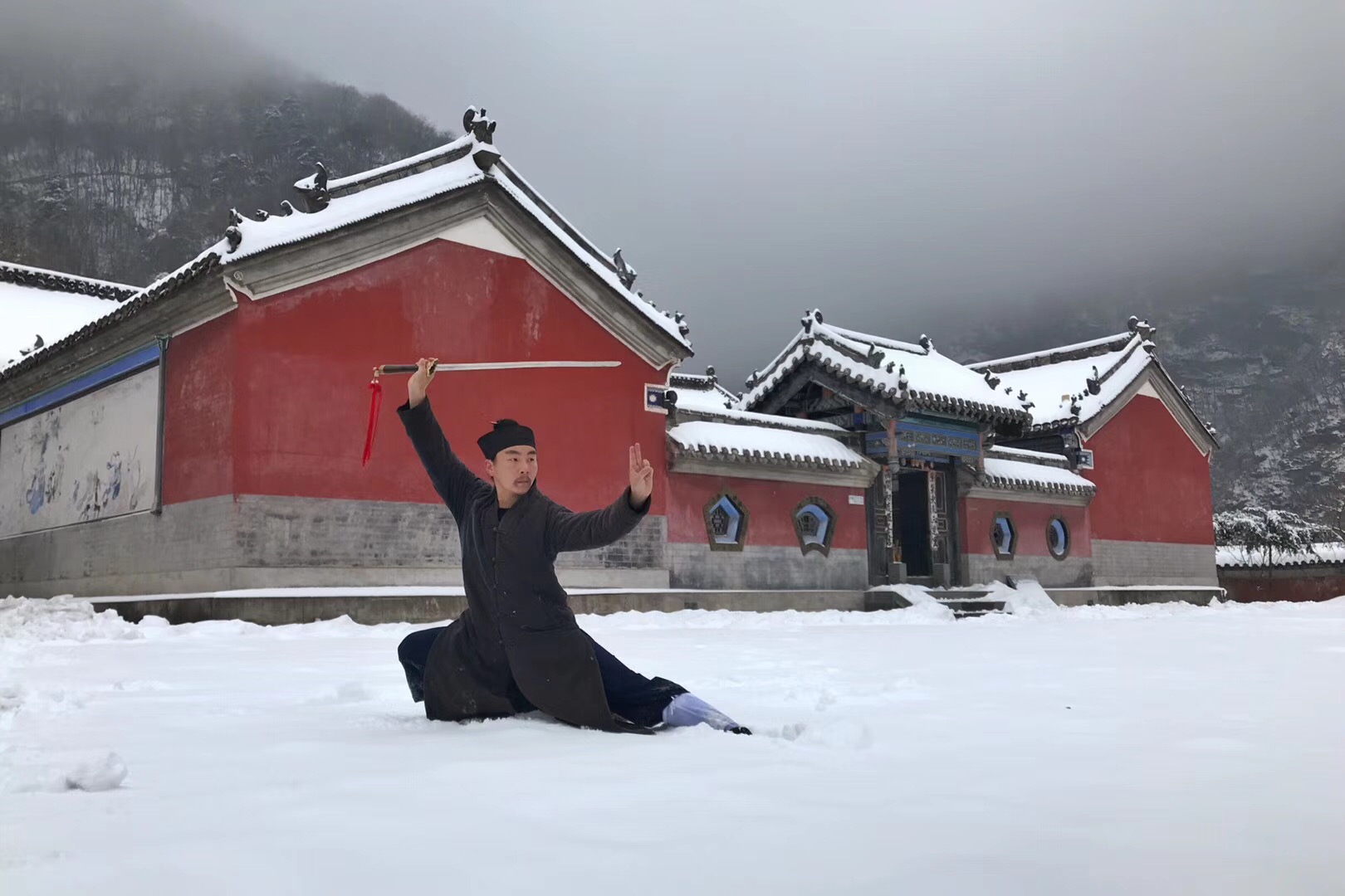 道教雪山法图片