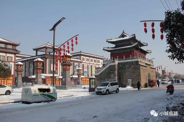 临颍老乡拍摄临颍县鼓楼雪后景色鼓楼就是这么美