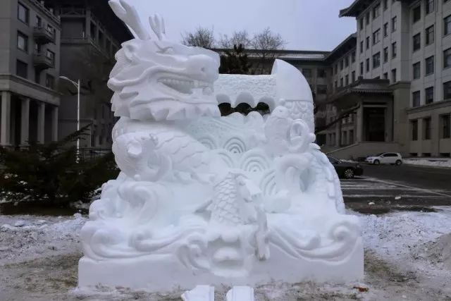 臨沂大學榮獲2018第十屆國際大學生雪雕大賽二等獎