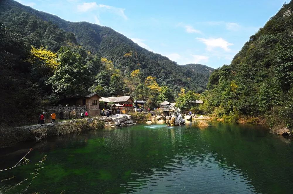 十堰市白龙潭风景区图片