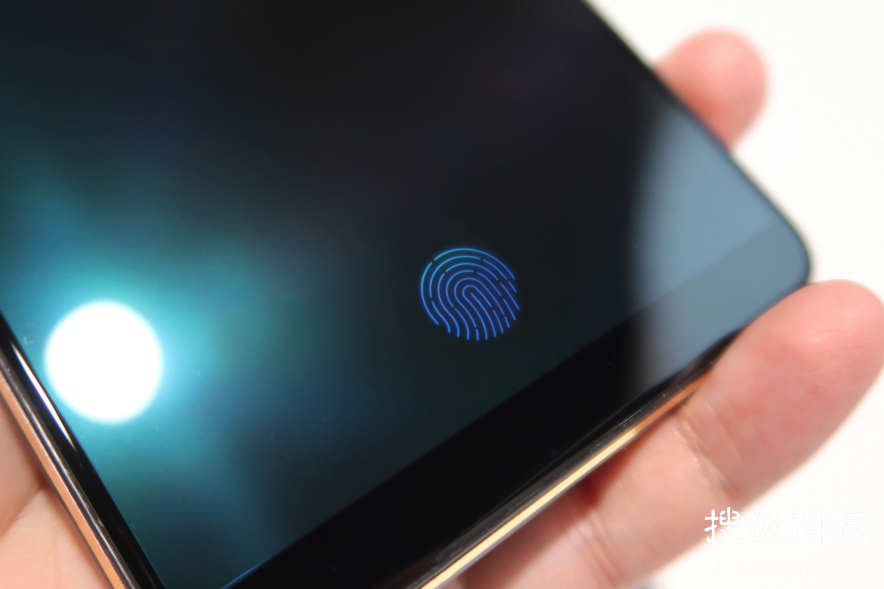 Сканер экрана телефона. Подэкранный сканер отпечатков пальцев. Сканер отпечатков пальцев (на дисплее, оптический). Виво сканер отпечатков пальцев. Оптический сканер отпечатков Samsung.