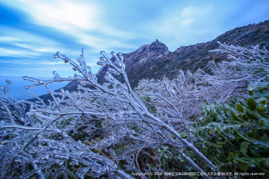 梁野山雪景图片