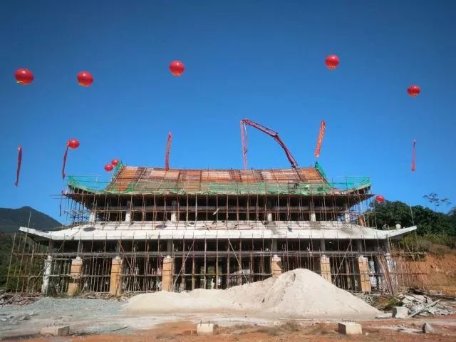 熱烈祝賀詩山鳳山寺鳳山文化園太王殿封頂大吉