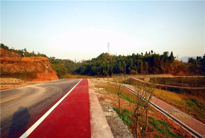 华蓥又一道美丽风景线,明月乡村旅游公路通车了!