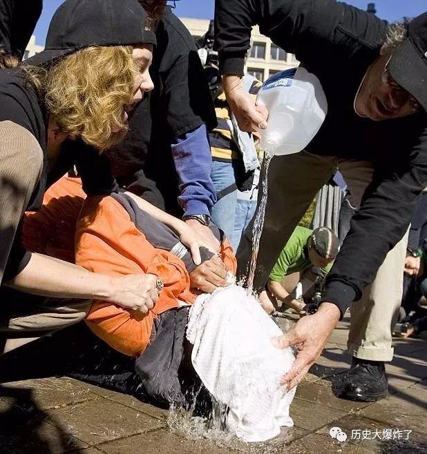 水刑有多殘酷?過程像