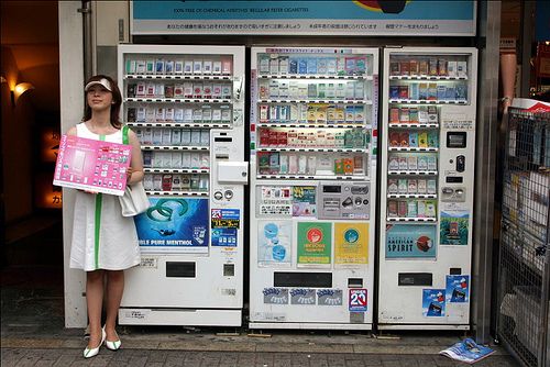 日本自動販賣機除了販售飲料,竟然還賣這些!