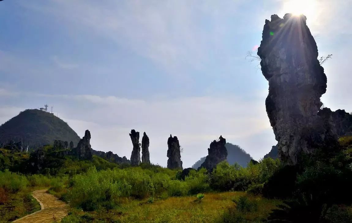 這裡山川秀麗,旅遊資源十分豐富有