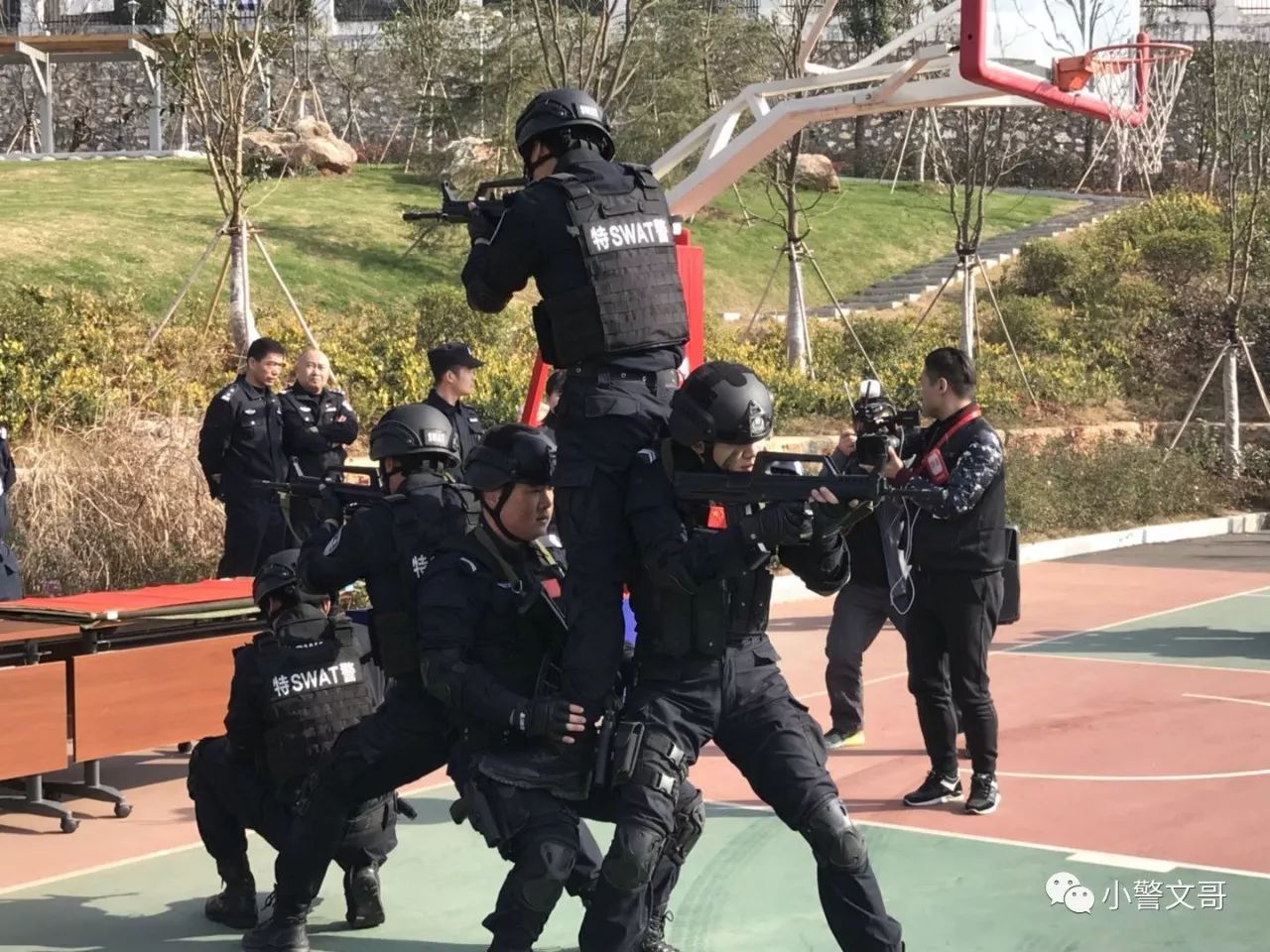 黄石兰山警察图片