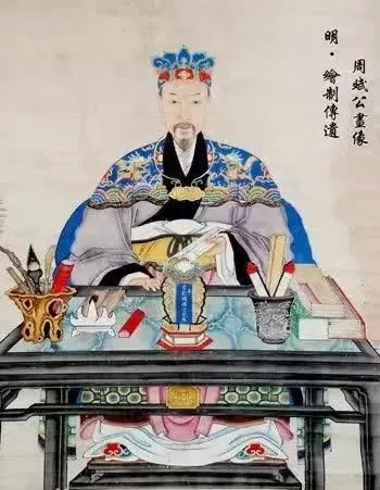 李氏祠坐南朝北,正对棋盘顶亦名"棋峰顶,奇峰突兀,如入云端.