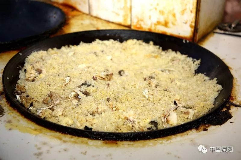 荐读凤阳美食介绍官塘鱼煮饭