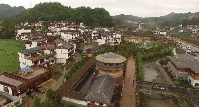 落別鄉牛角村↑巖腳鎮金星村↑梭戛苗族回族高興村↑月亮河補雨村