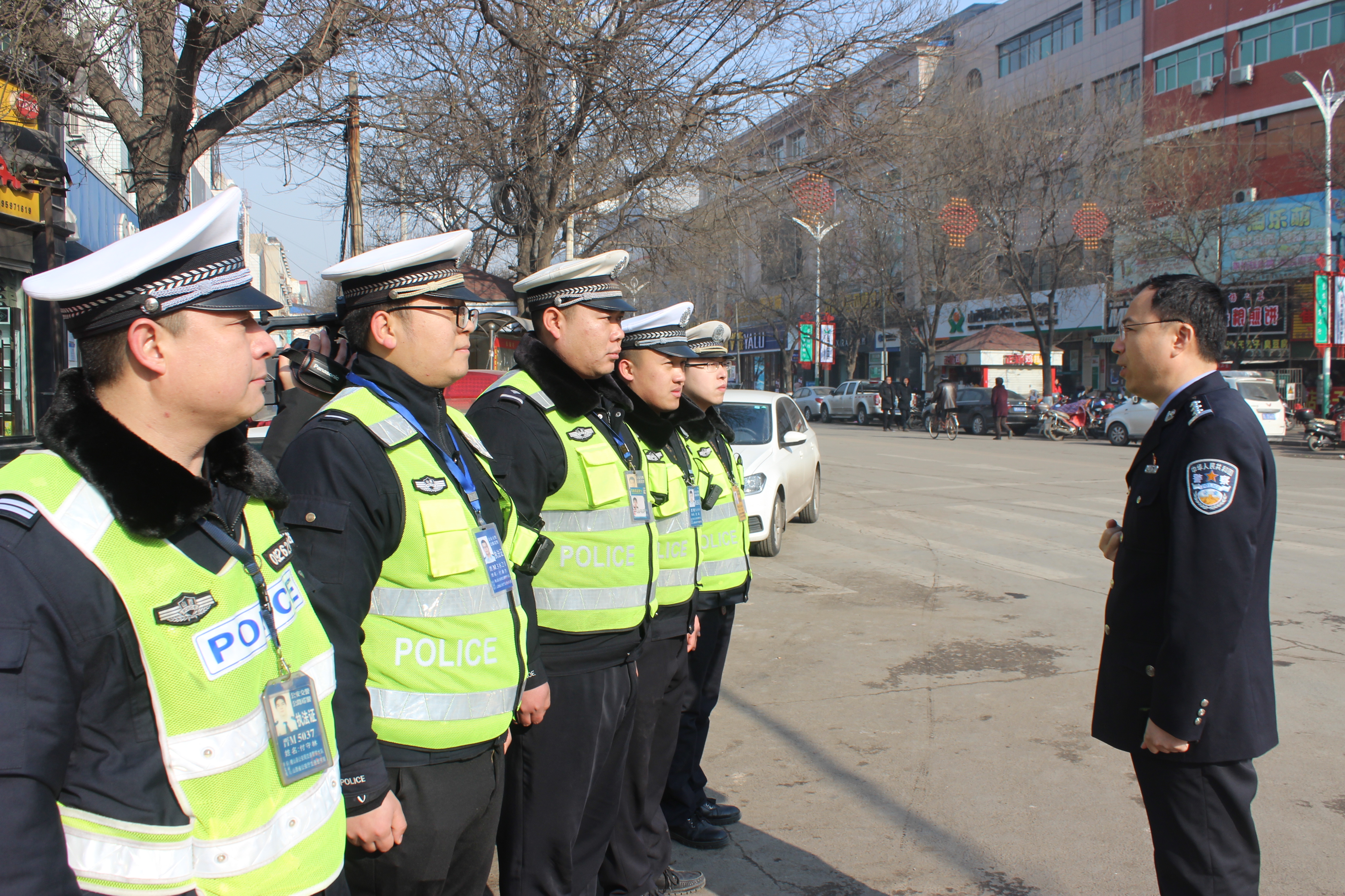 密山现任交警队大队长图片