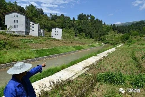 脱贫攻坚这一年:山区百姓跨出"穷门槛"