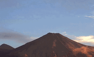 汤加火山喷发卫星动图图片