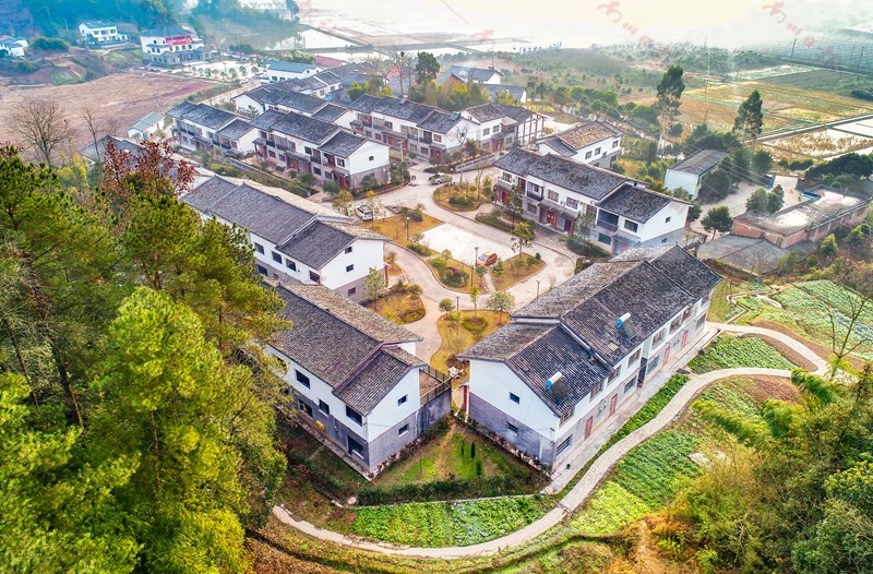 2017年5月,大观镇龙川村被确定为后进村,短短数月,龙川村的颜值