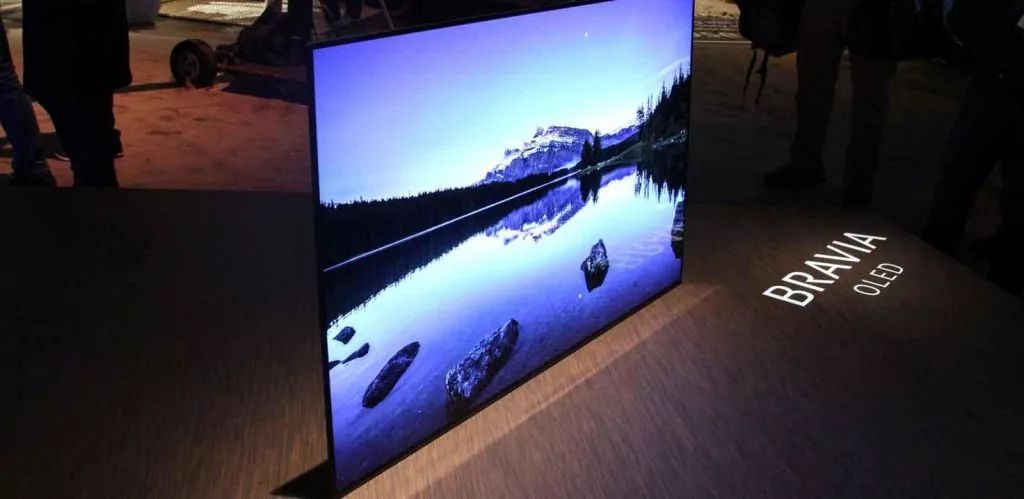 配備 4k oled hdr 屏幕的索尼 bravia a1,成功引起了不少玩家的關注