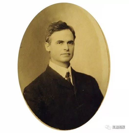 赫怀仁(1868年—1913年,医学博士,英文名为埃杰顿61哈特.