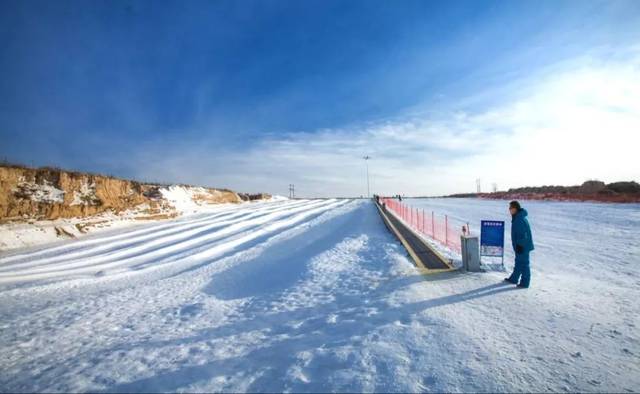 雪场开放时间白场:上午9:00