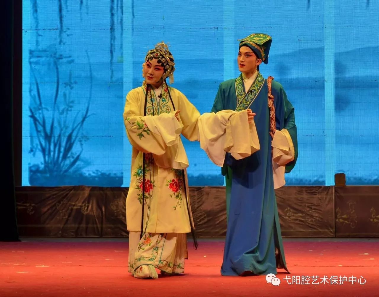 弋阳腔《珍珠记》1957年由著名表演艺术家潘凤霞,童庆礽首演,当时的