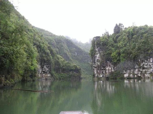 每日一景来凤县卯洞景区