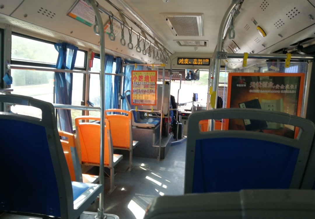 深圳公交车内部图片图片