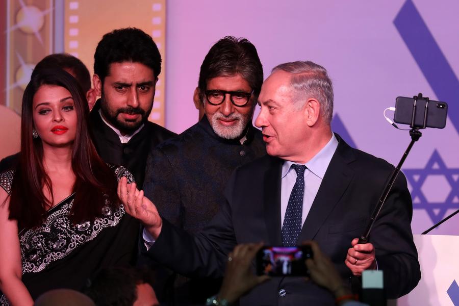 1 5 当地时间2018年1月18日,印度孟买,以色列总理内塔尼亚胡与妻子