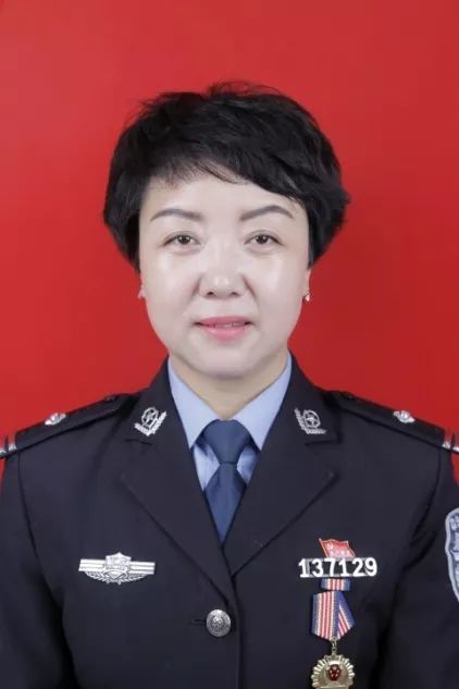 我最喜爱的十大人民警察事迹简介