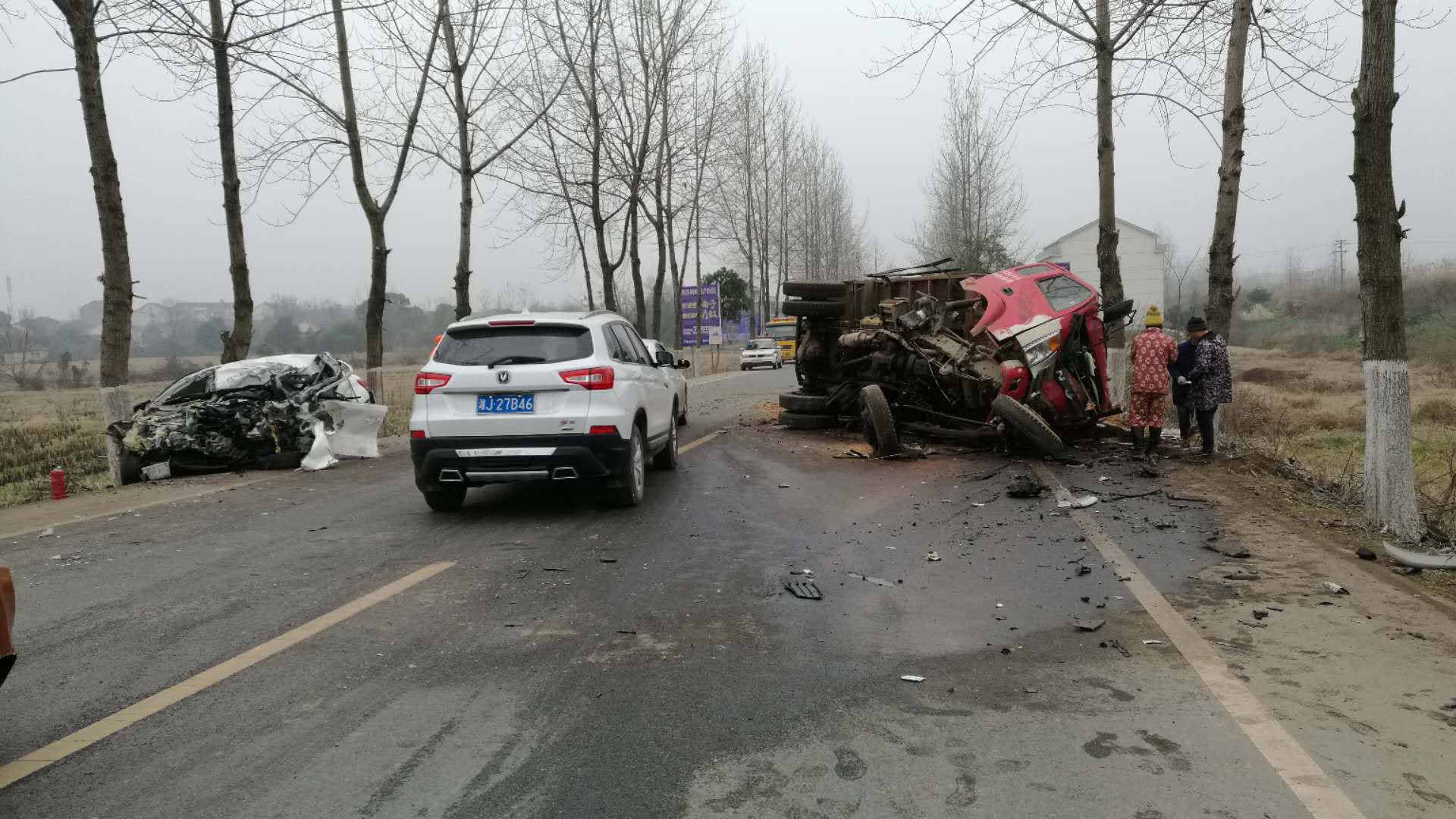 今日常德发生一起车祸图片