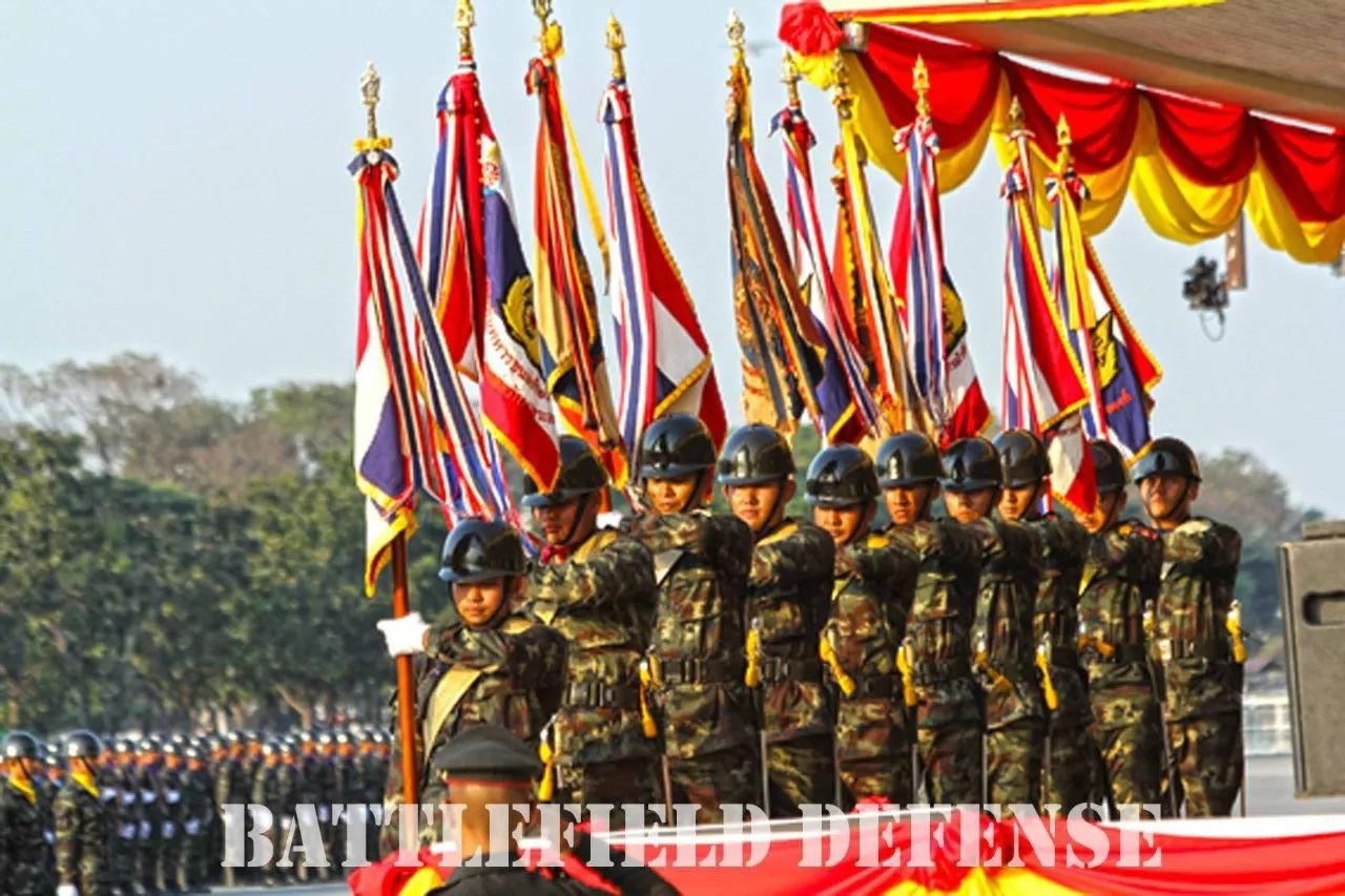 壯門面!中國產主戰坦克火箭炮亮相泰國閱兵式