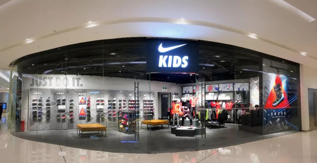 成都nike总店图片