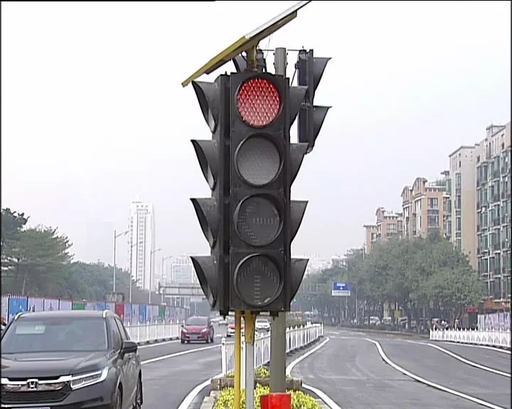 佛山司機,嶺南大道雙向恢復通車啦!這個交通新規要謹記!