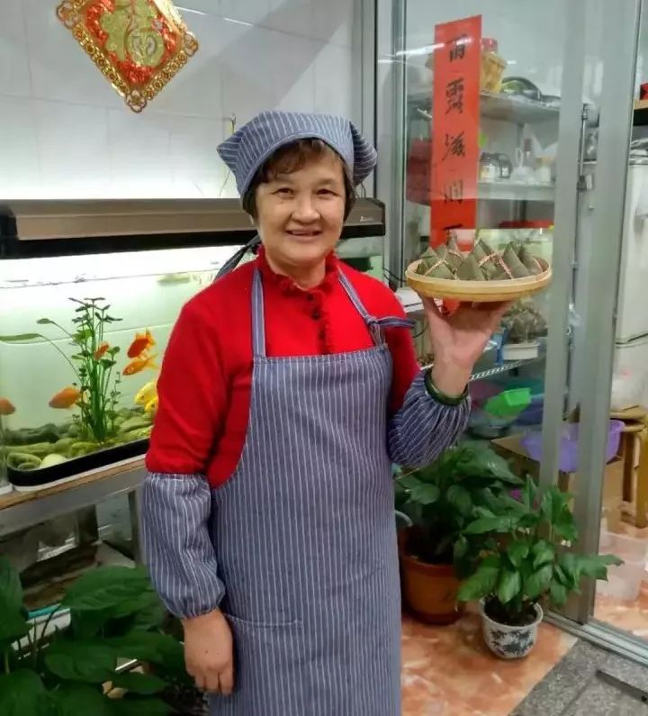 苍南金乡70岁阿婆成网红,她做的粽子堪称苍南一绝!
