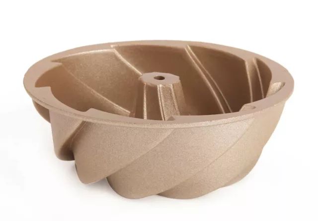 陶瓷代表模具:焗烤盘,舒蕾杯最高耐温:350°特点:易脱模,易清洗,导热