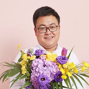 陈璐拾翠创始人主题:文创与消费升级宋彦禹彤蜜芽云南区总负责人主题