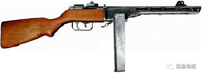 俄国人的转轮枪最实用说说二战德军手中的波波沙冲锋枪