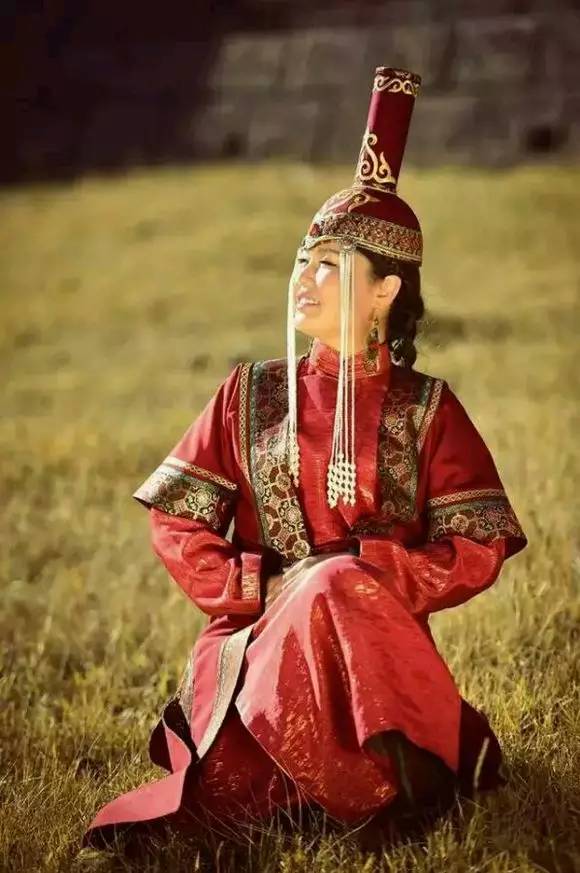 蒙古达人一个女孩总结的蒙古女人性格非常到位