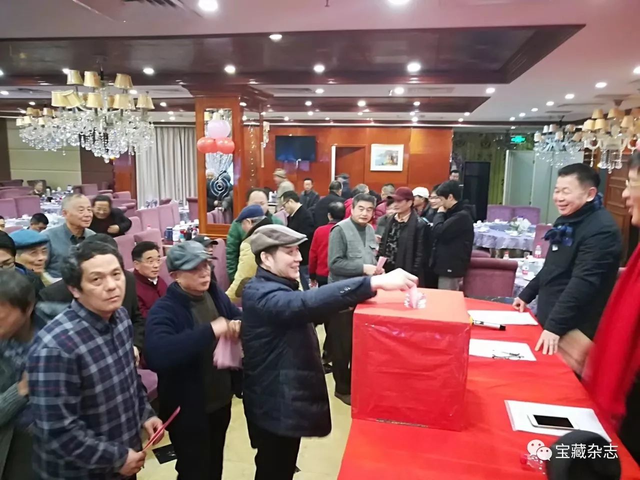 张云财,沈道林,陈刚,李大刚,李昕,汪倩为副会长;杜海鸥当选为上海市