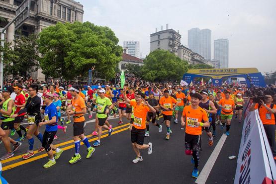 武汉人口数量2017_2021年武汉高考人数多少人附历年武汉高考人数统计(2)