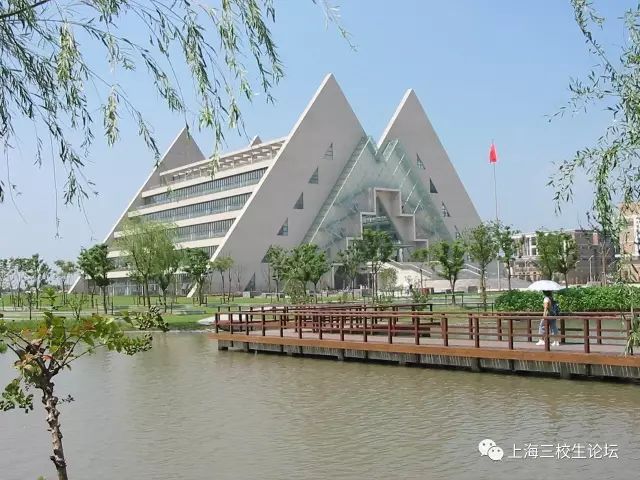 學校風景|上海工程技術大學