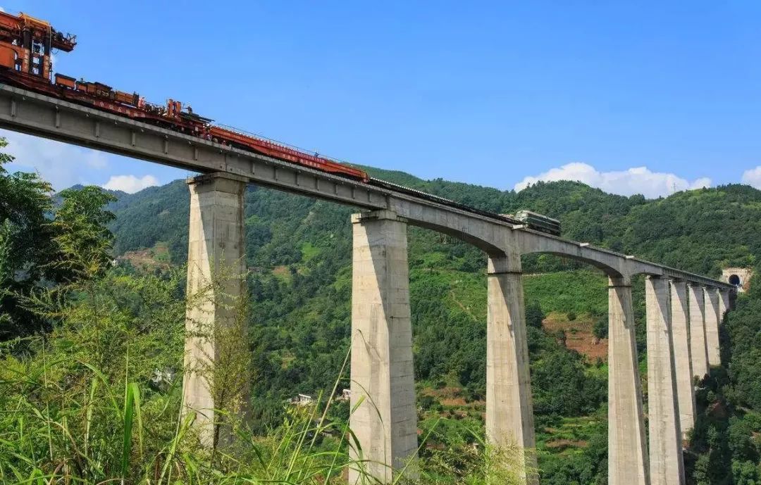 历经波折泸州叙大铁路终于要在今年通车