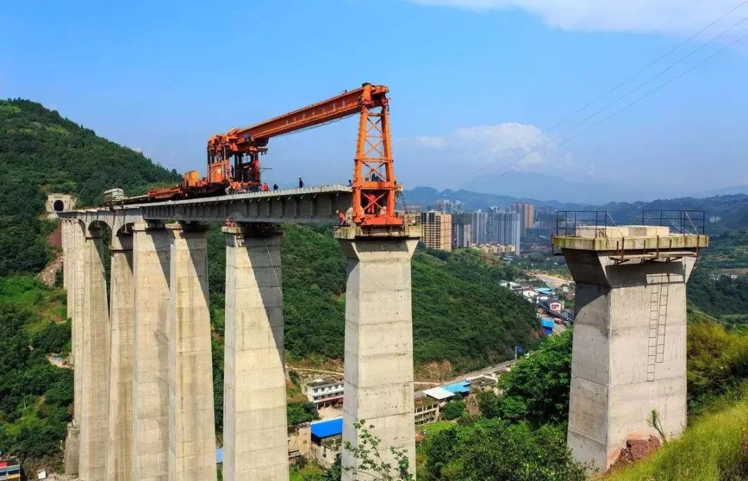 历经波折泸州叙大铁路终于要在今年通车