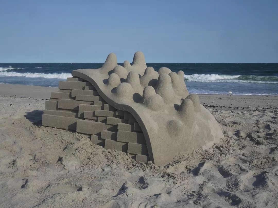 沙滩堆沙子创意图图片