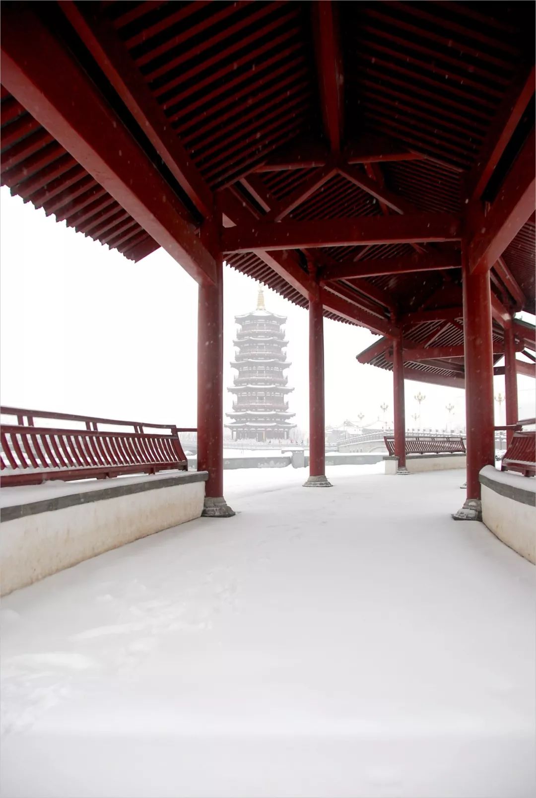 洛阳古城雪景图片