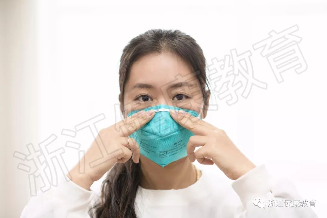 高清大圖健康教育美女麻豆現身示範正確戴口罩文末有彩蛋哦