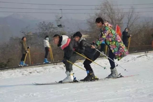 离石千年里景区滑雪场图片