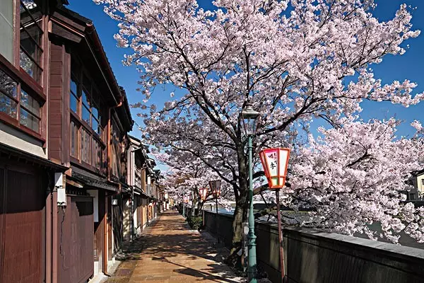 金泽 日本唯一有潜质把京都比拼下去的小京都