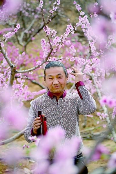 姬银龙莲花落图片