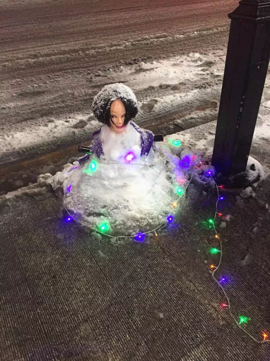 看張家港雪人花式炫富,你的雪人穿金戴銀了嗎?