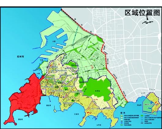 位於市南區西端,西瀕膠州灣,南接團島灣,東臨鐵路青島站,北連青島小港